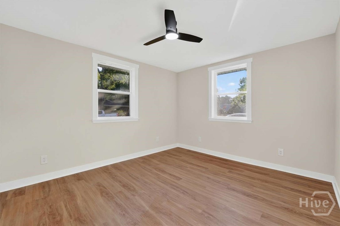 1329 E 33rd Street Property Photo 19