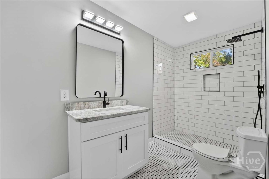 1329 E 33rd Street Property Photo 23
