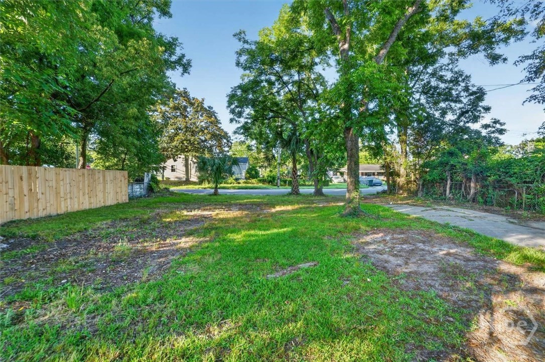 1329 E 33rd Street Property Photo 31
