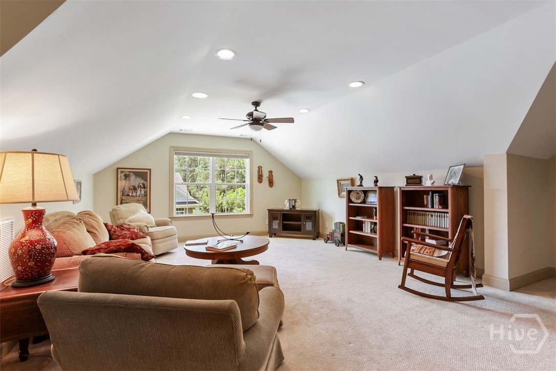 130 Kingfisher Circle Property Photo 27