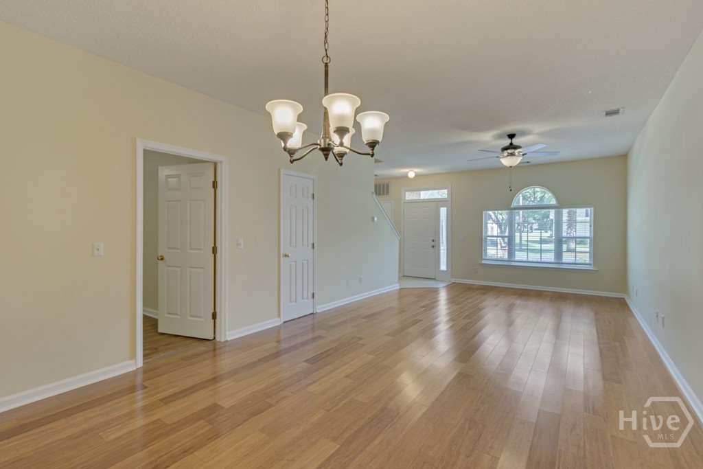 6 Putters Place Property Photo 11