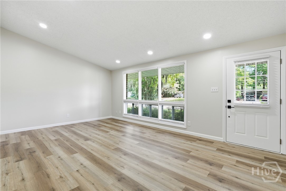 318 Briarcliff Circle Property Photo 8