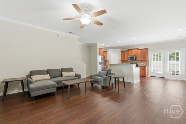 26 Weslyn Park Drive Property Photo 4