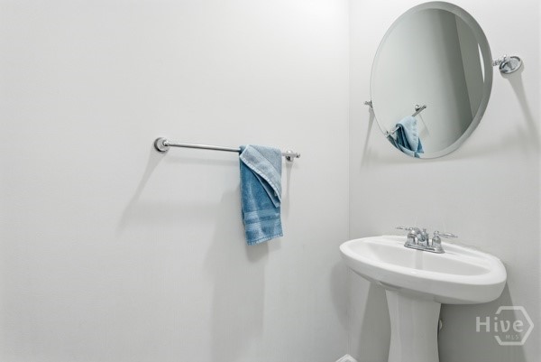 26 Weslyn Park Drive Property Photo 5