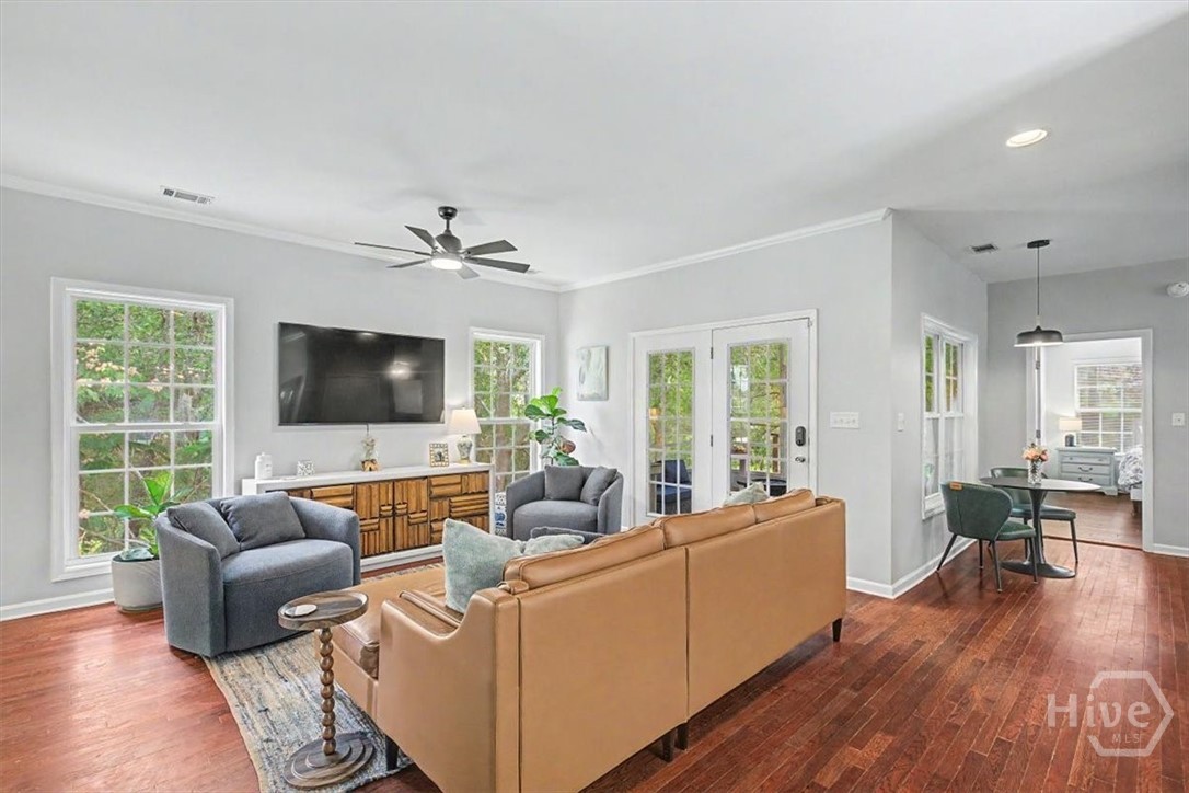 2 Brewster Street Property Photo 8