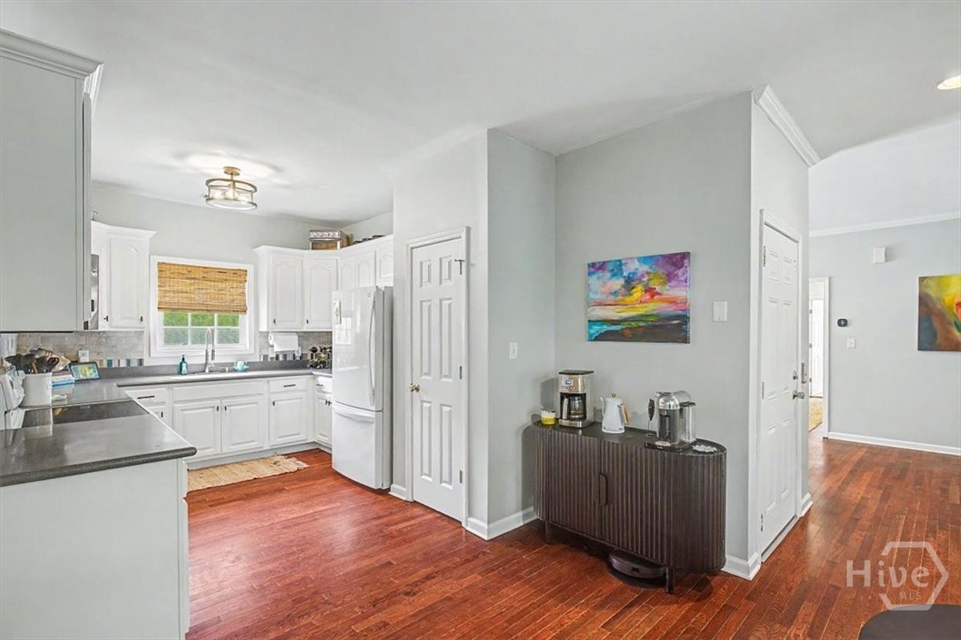 2 Brewster Street Property Photo 19