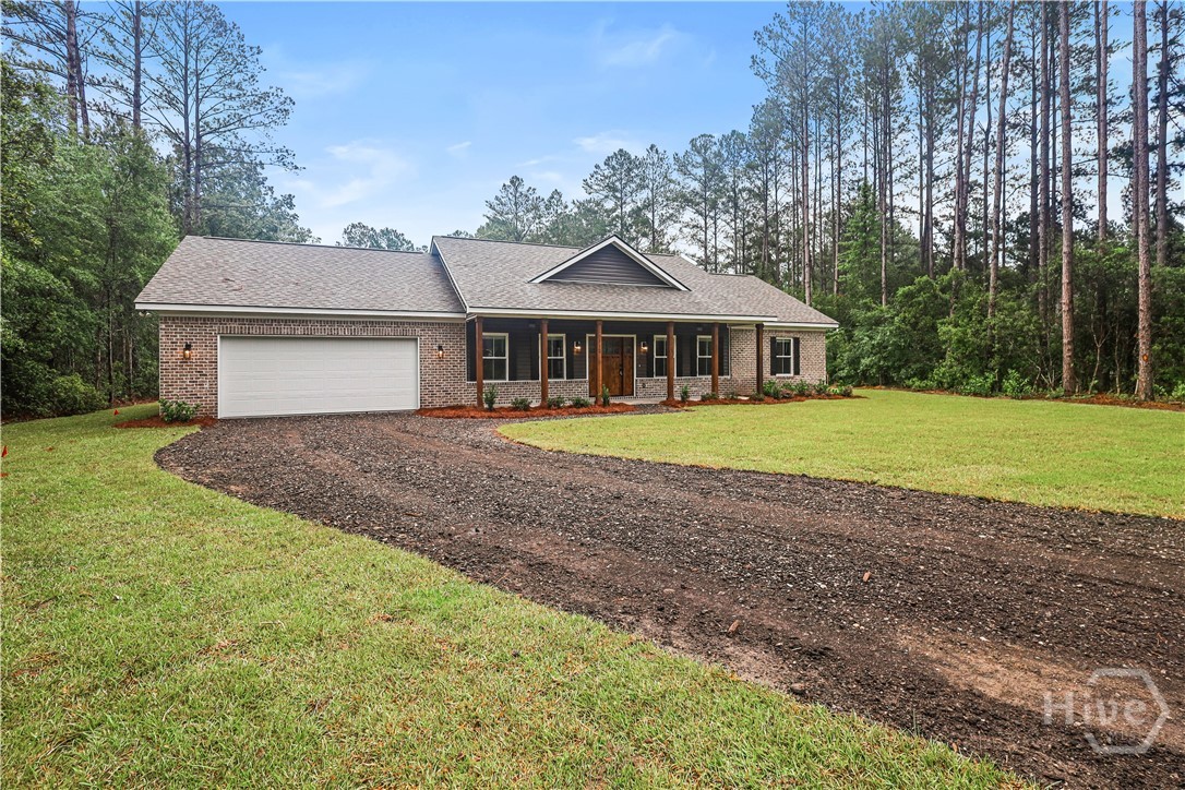 112 Dixie Drive Property Photo 3