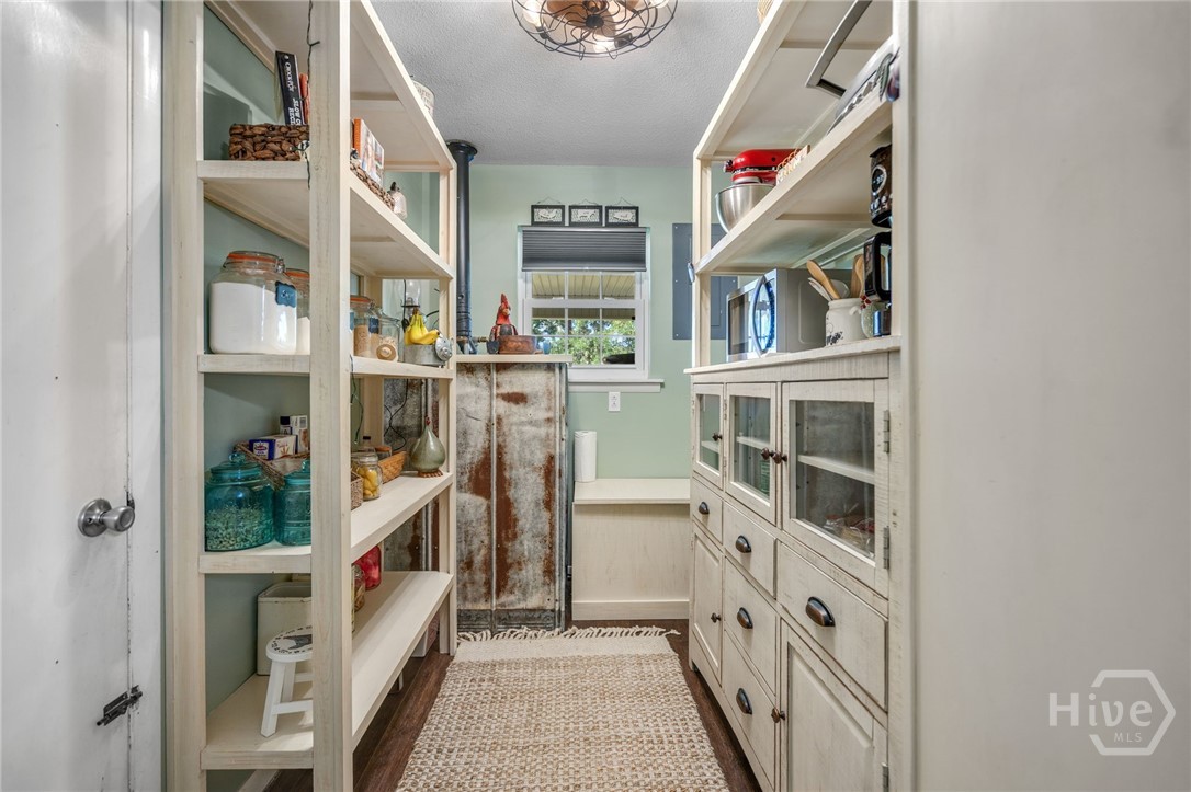 659 Blue Jay Road Property Photo 17