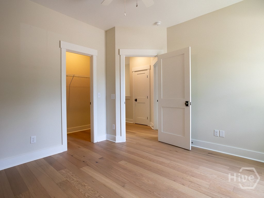 807 E 36th Street Property Photo 52