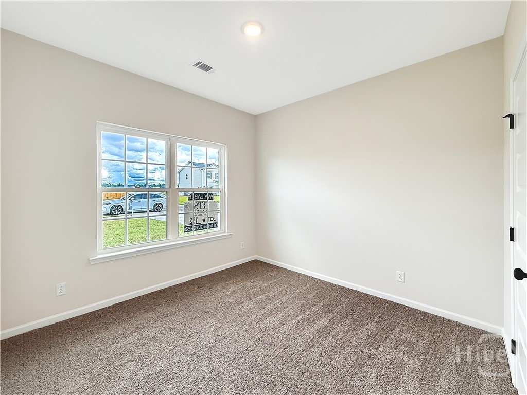 335 Quail Run Way Se Property Photo 15