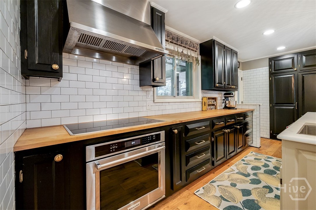 130 Schley Avenue Property Photo 12