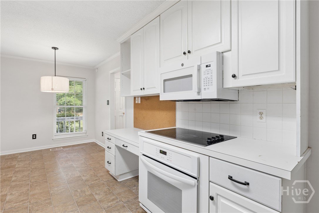 21 Bristlecone Drive Property Photo 13