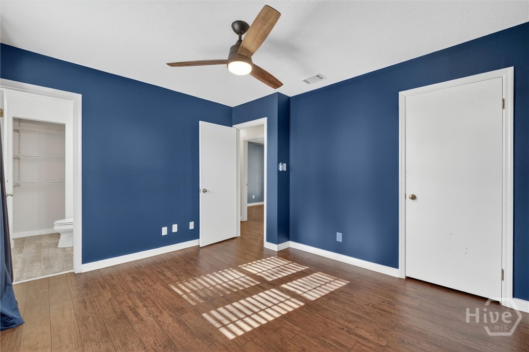 448 Queens Way Property Photo 28