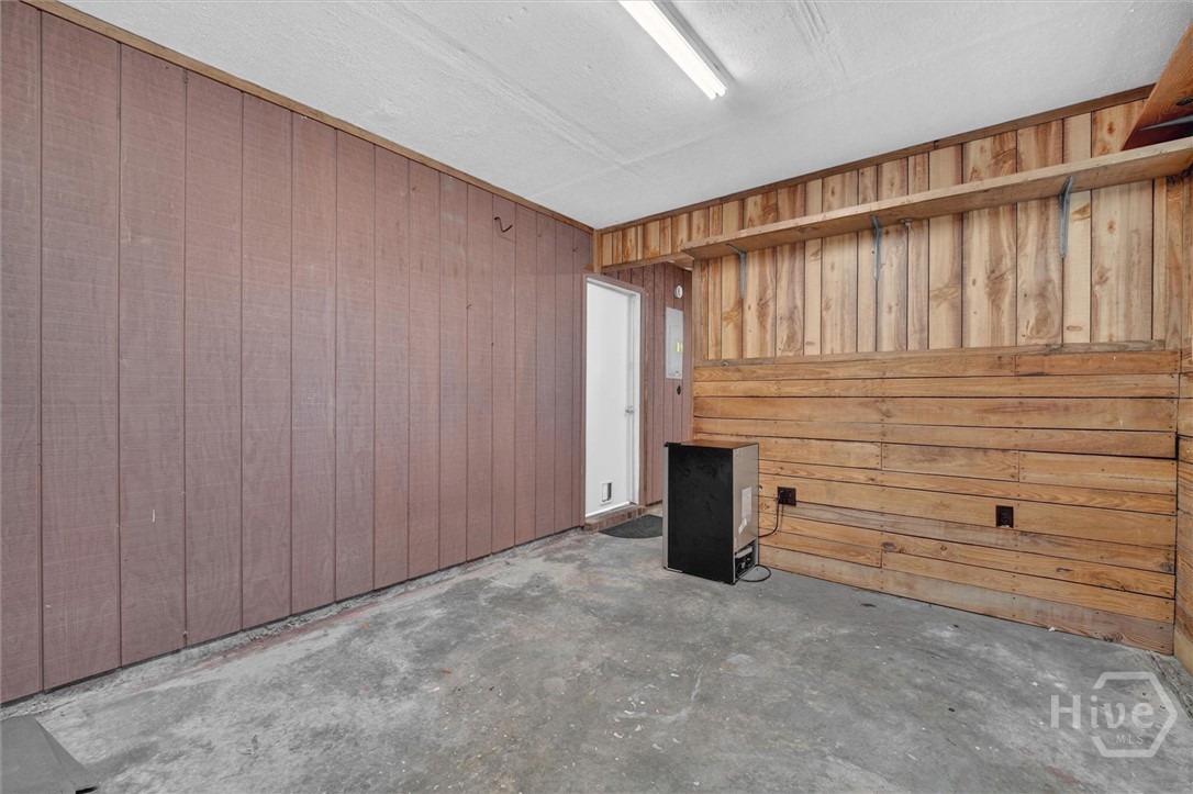448 Queens Way Property Photo 35