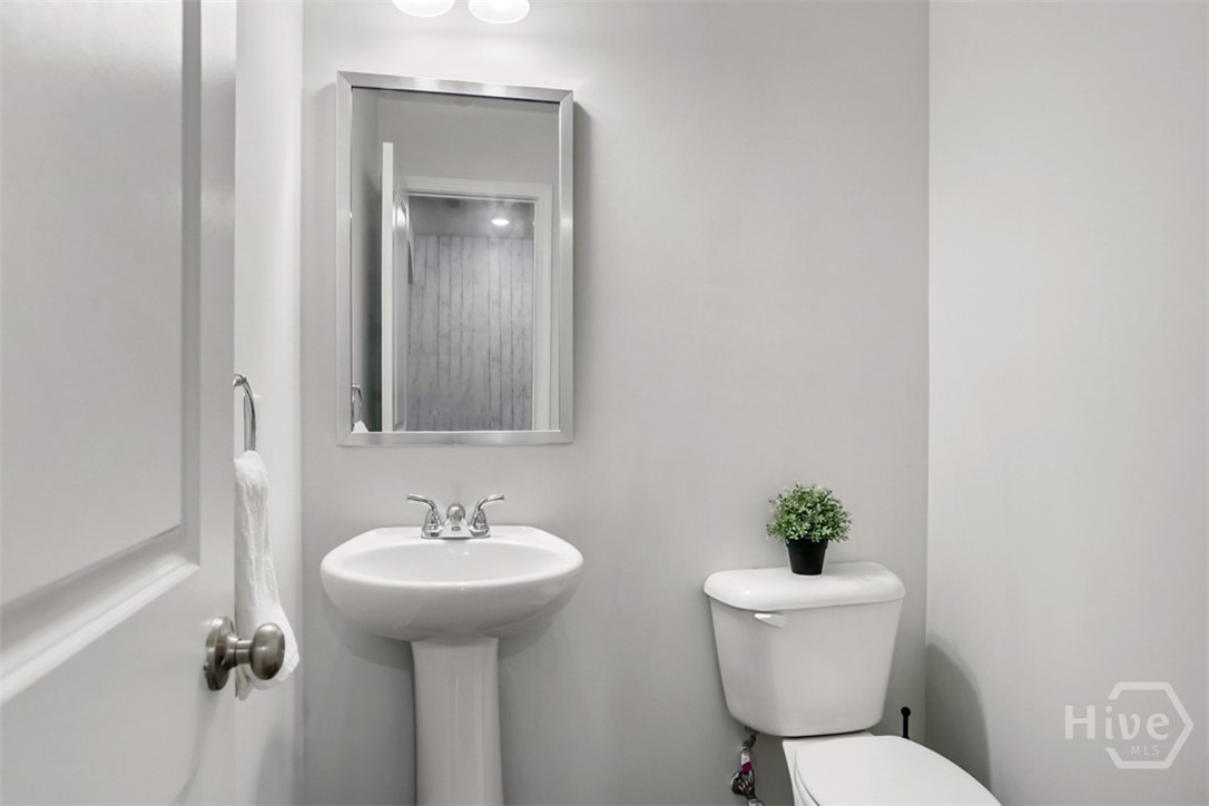 1136 Wilkins Road Property Photo 4