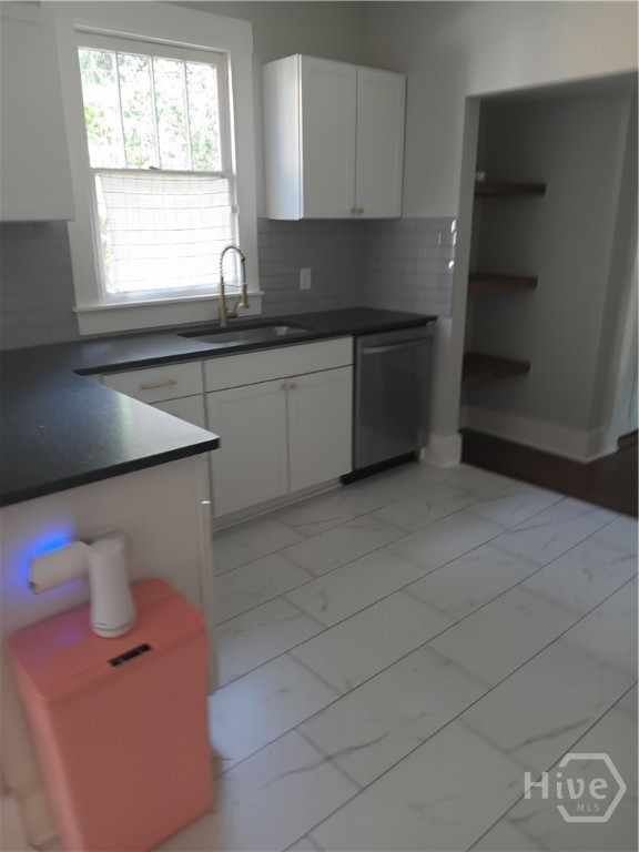 1110 E 40th Street Property Photo 8