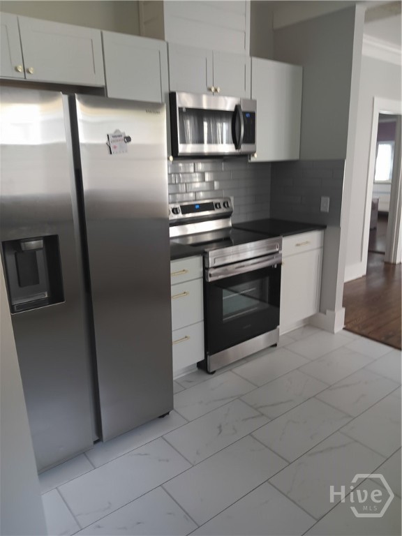 1110 E 40th Street Property Photo 12