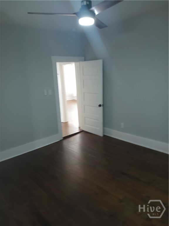 1110 E 40th Street Property Photo 18