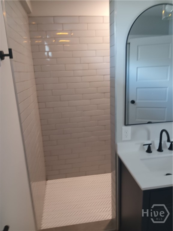 1110 E 40th Street Property Photo 25
