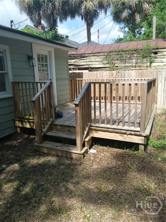 1110 E 40th Street Property Photo 27