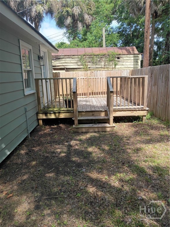 1110 E 40th Street Property Photo 28