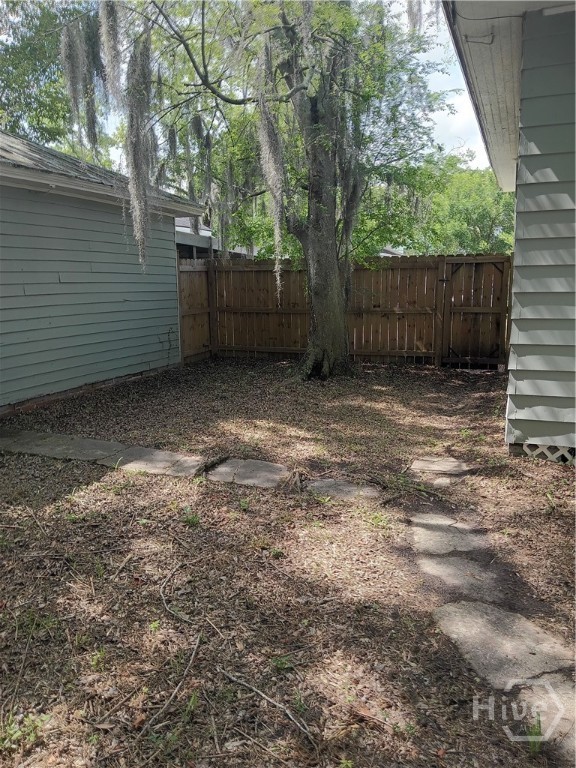 1110 E 40th Street Property Photo 29