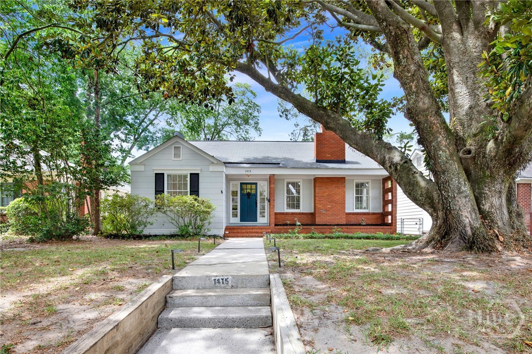 1415 E 52nd Street Property Photo 1