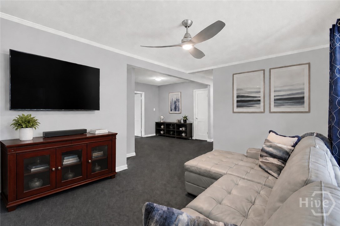 2218 Hanson Street Property Photo 4