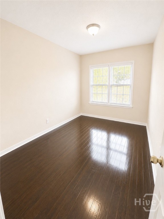 1320 E 54th Street Property Photo 7