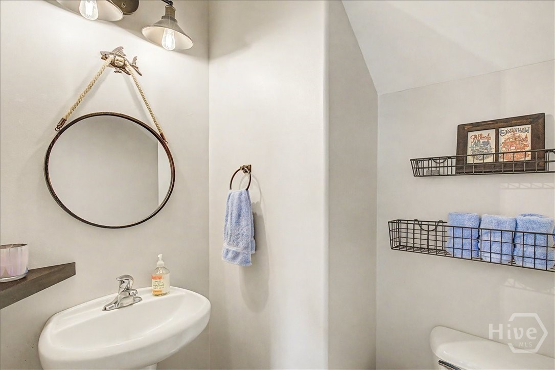 6 Belladona Way Property Photo 9