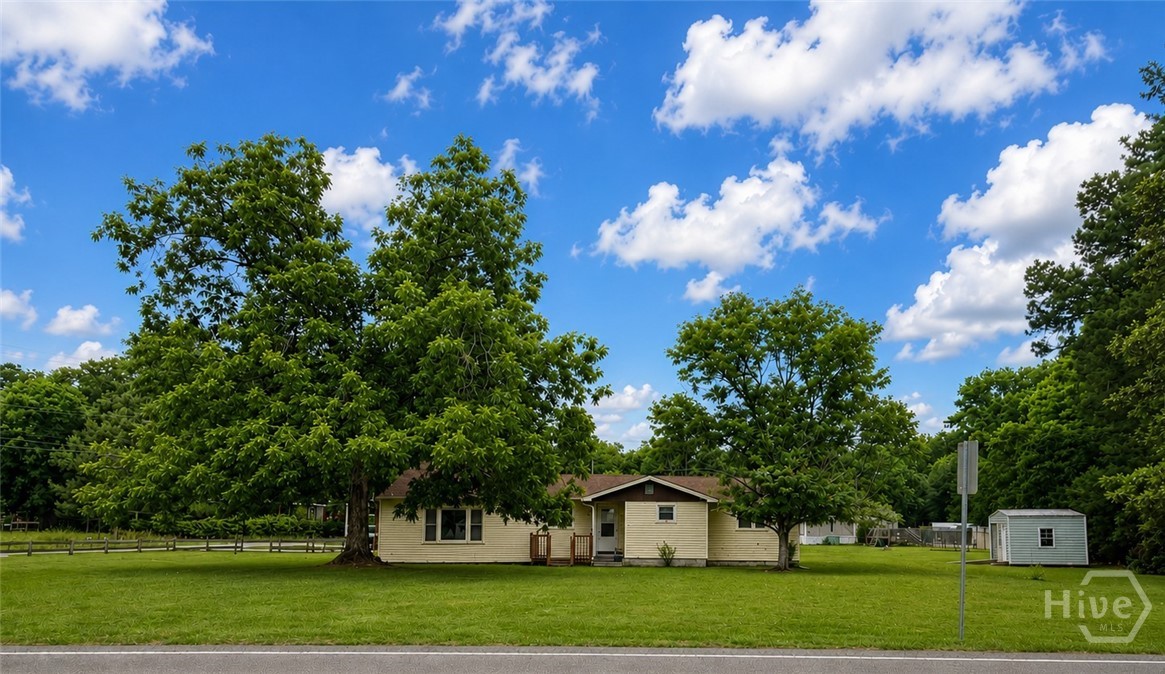 302 Chevis Property Photo 1