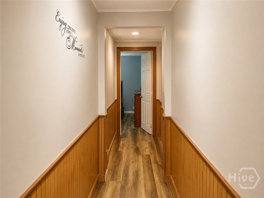 302 Chevis Property Photo 14
