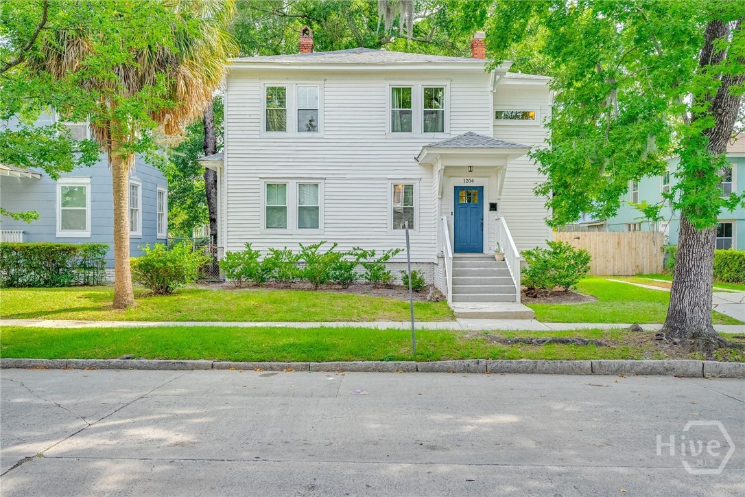 1204 E 33rd Street Property Photo 2