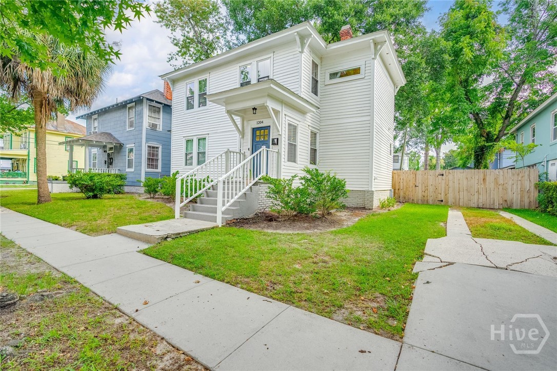 1204 E 33rd Street Property Photo 4