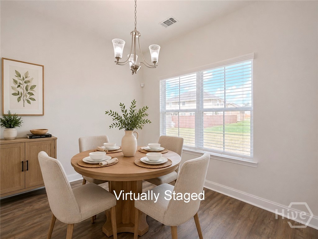 56 Thomas Way Se Property Photo 9
