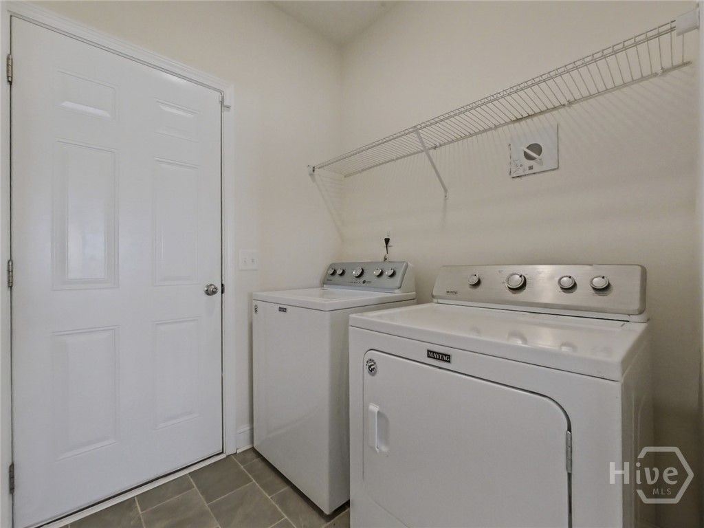 56 Thomas Way Se Property Photo 16
