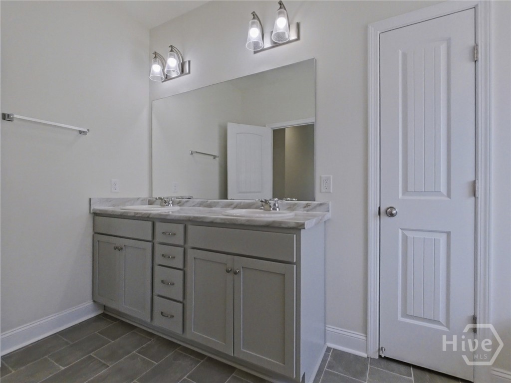 56 Thomas Way Se Property Photo 36