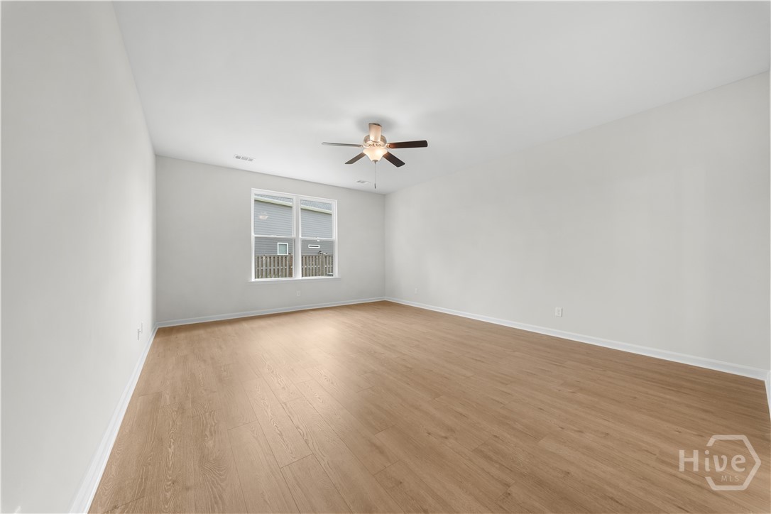 185 Alexander Trail Property Photo 4