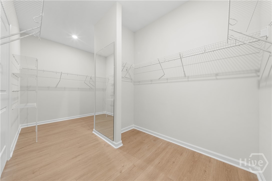 185 Alexander Trail Property Photo 8