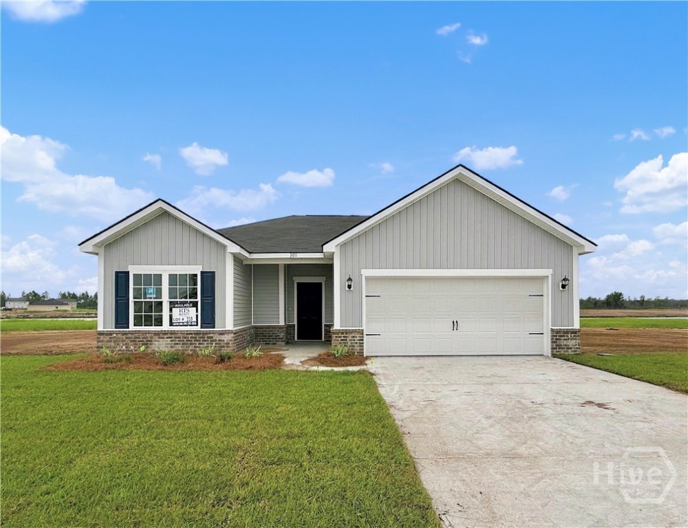 301 Quail Run Way SE Property Photo 1