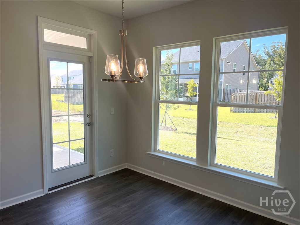 136 Classic Drive Property Photo 5