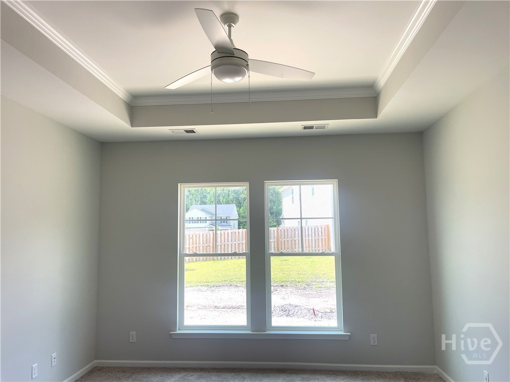 136 Classic Drive Property Photo 6