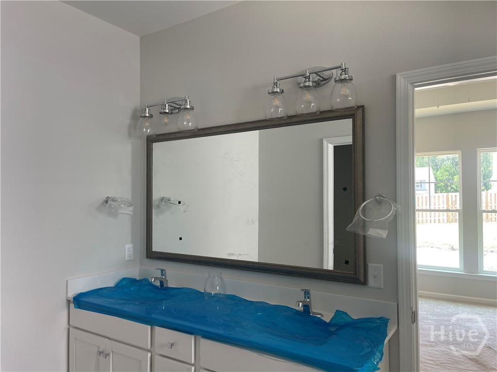136 Classic Drive Property Photo 7