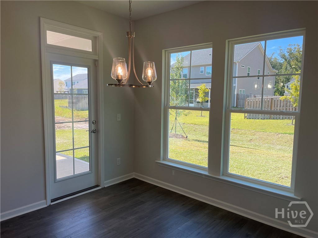 136 Classic Drive Property Photo 7