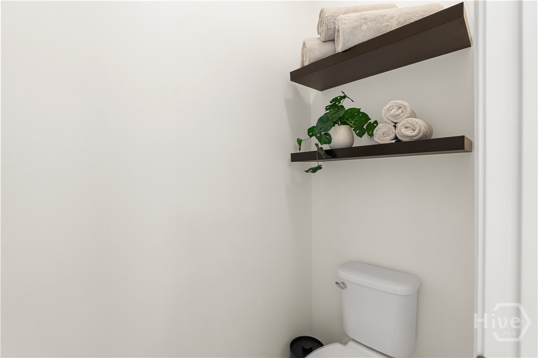 256 Excel Drive Property Photo 35