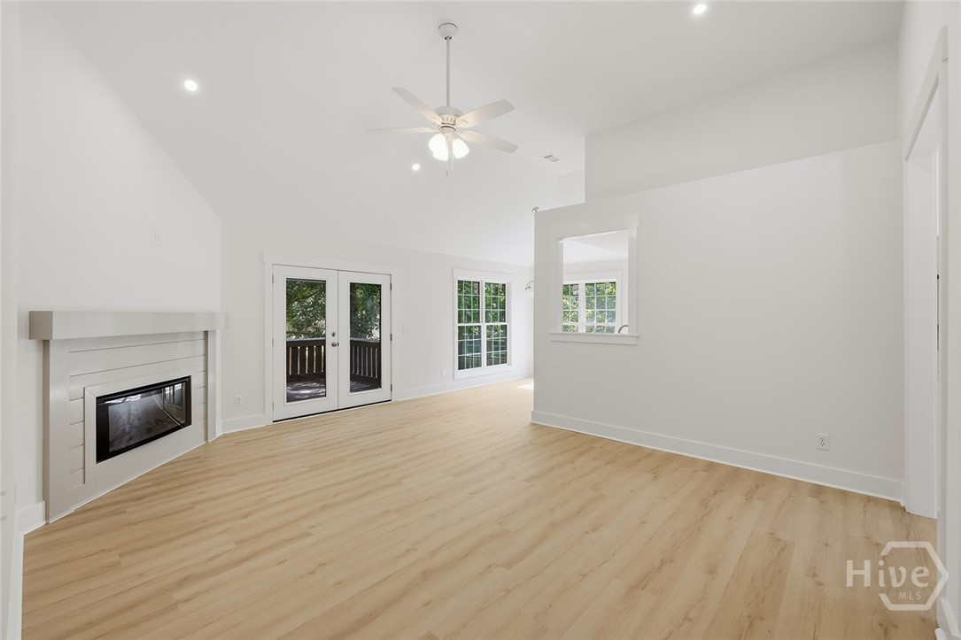 6 Kingfisher Circle Property Photo 8