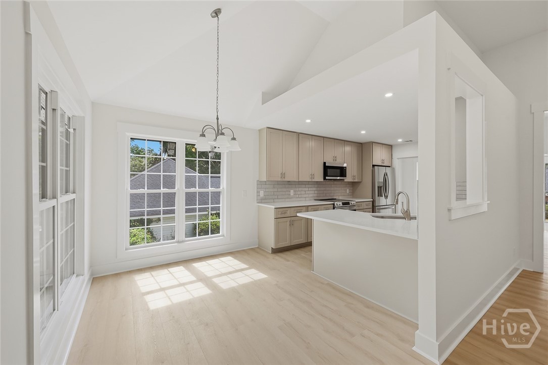 6 Kingfisher Circle Property Photo 11