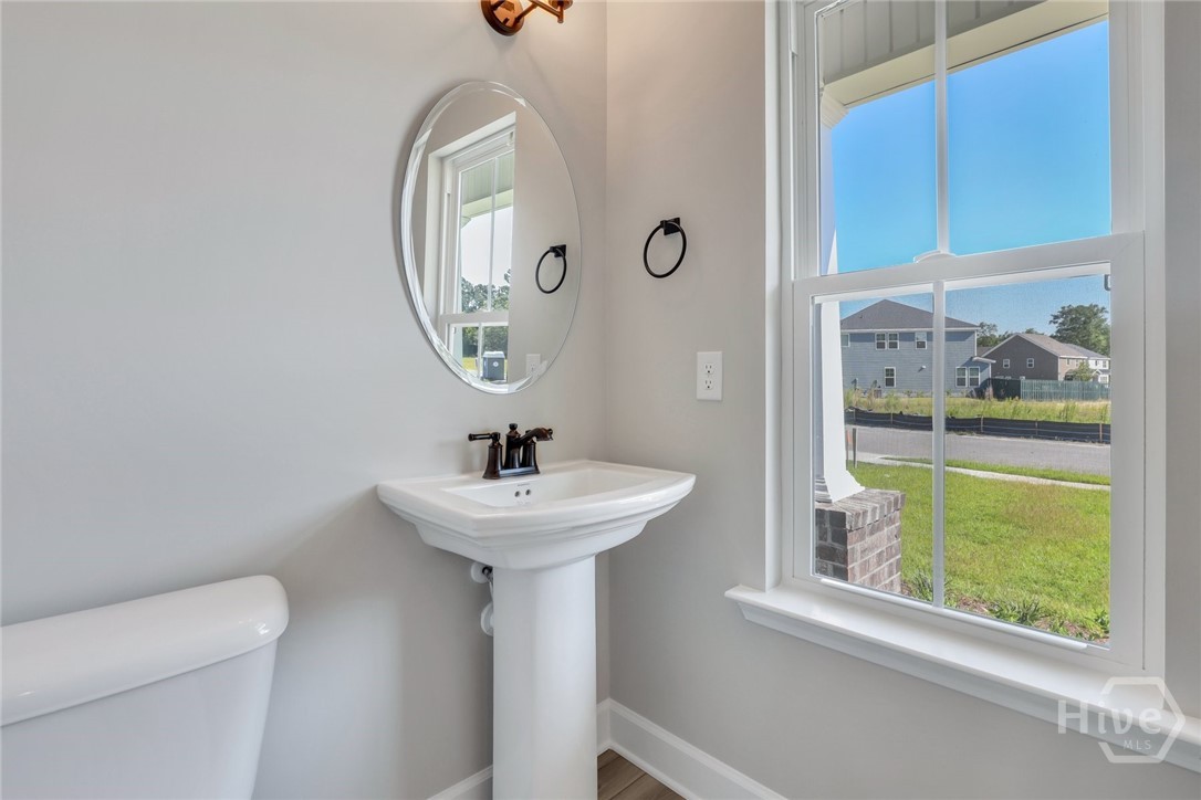 170 Hanover Place Property Photo 4