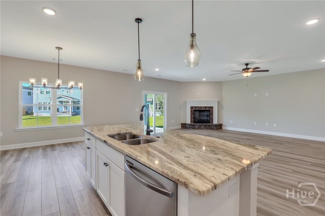 170 Hanover Place Property Photo 15