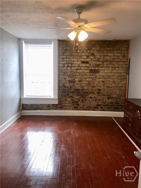 41 Whitaker Street A Property Photo 15